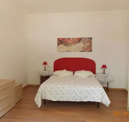 Διαμέρισμα Ai Tigli Garden House *