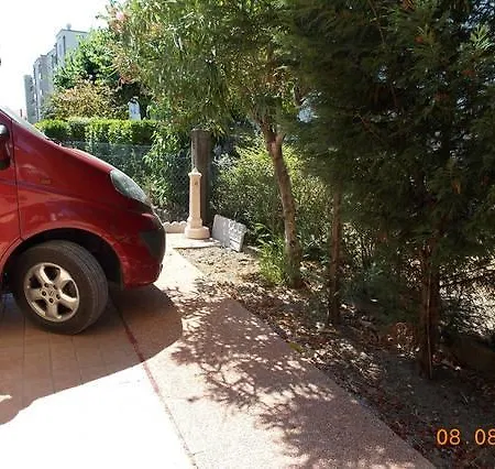 Ai Tigli Garden House *